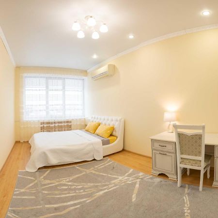 Апартаменты Люкс Рядом С Рекой Иртыш Pavlodar Exterior photo